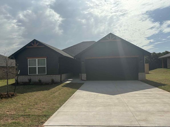 4645 Lincoln Lndg