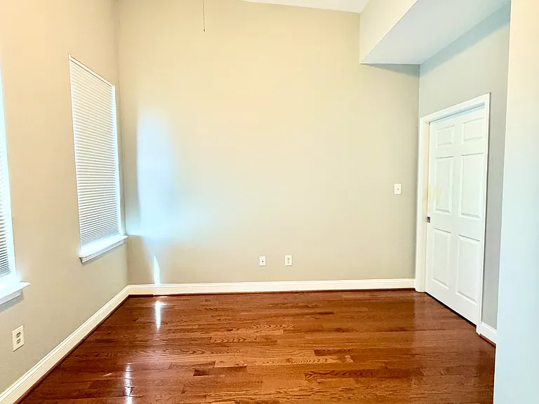 2125 McCulloh St #3 — Photo 6