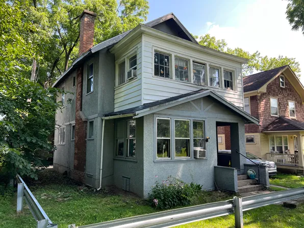 916 Barton St, Kalamazoo, MI 49048