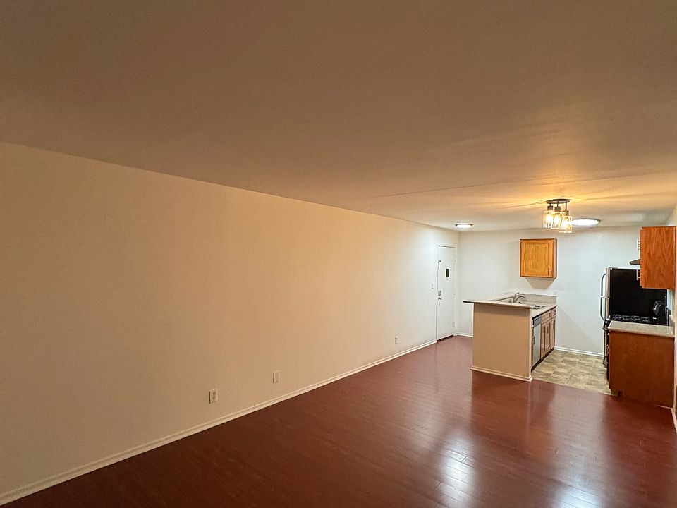 1st image of 719 Orange Grove Ave APT 205