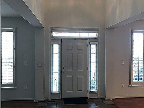 3rd image of 227 Aidan Dr
