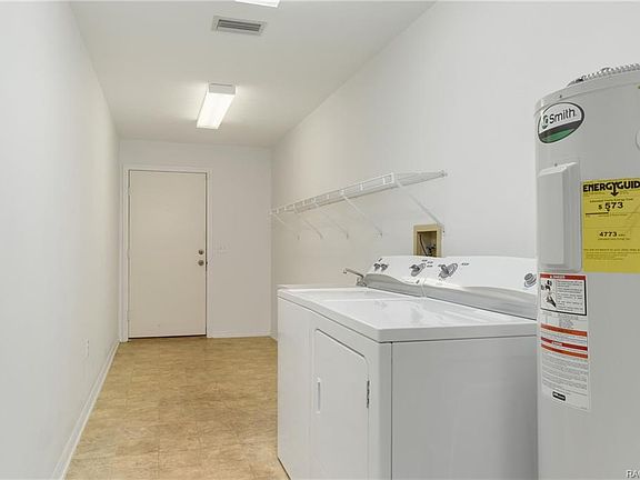 5th image of 3504 W Mustang Blvd