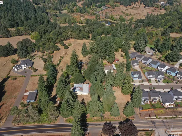 5545 Skyline Rd S, Salem, OR 97306