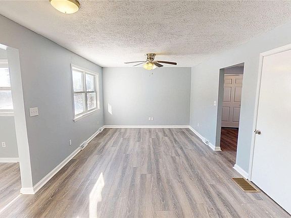 5th image of 188 Reiber Rd