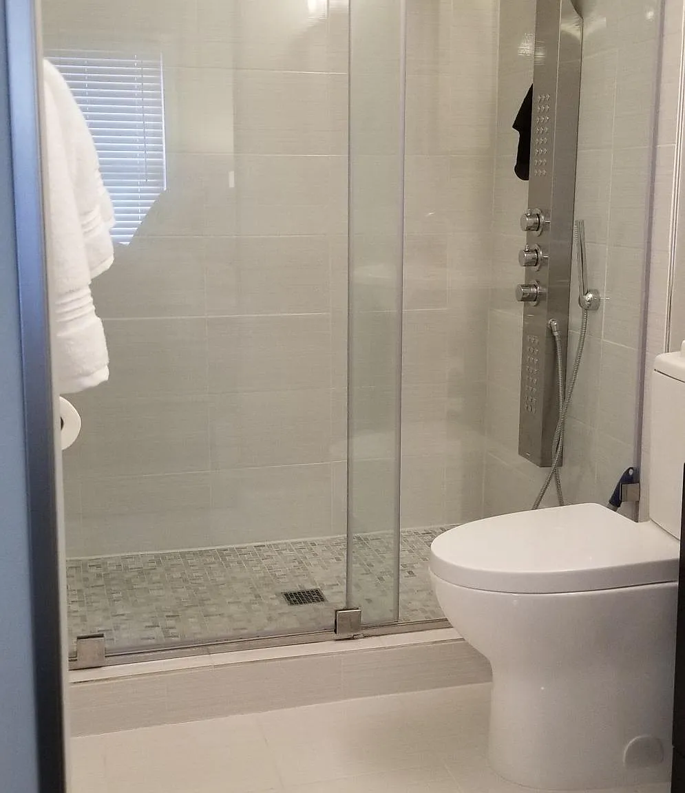 3 bed, 2.5 bath, 1880 sqft, $3,200 — Photo 2