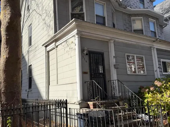 316 Sherman Street image 2 of 3