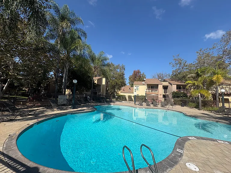 pool 2