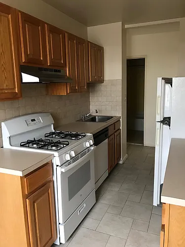 141 E Sidney Ave #3C Photo 1