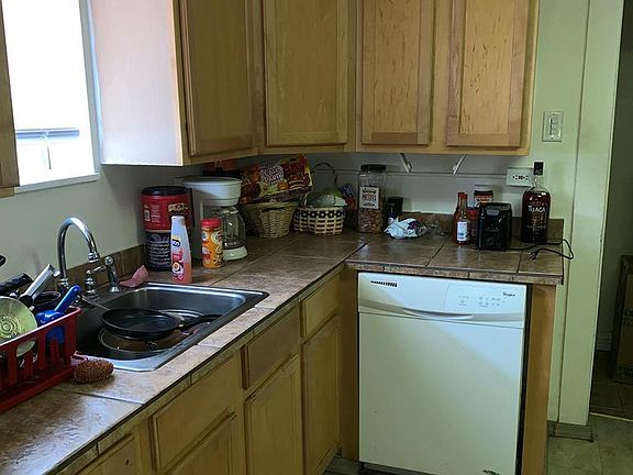 2nd image of 808 E Abriendo Ave