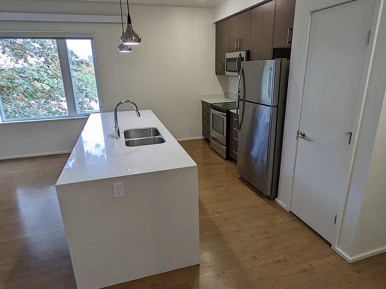 Viewpoint Terrace Apartments — Photo 97