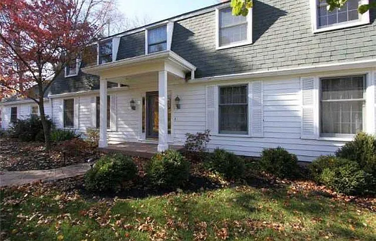 56 Back Bay Rd photo 1
