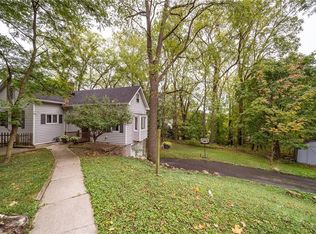 35166 Ridge Rd, Willoughby, OH 44094