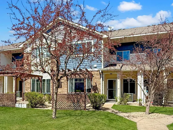 194 Shetland Ln, Lino Lakes, MN 55014