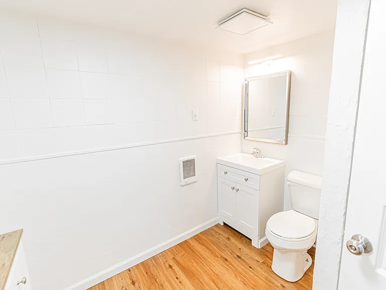 Ocean Barnacle Lower Unit 2BR_5_05162026