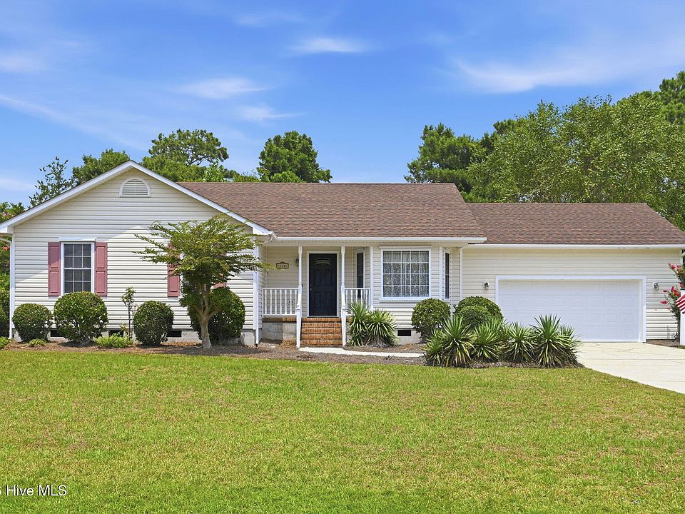 1st image of 121 E Ivybridge Drive