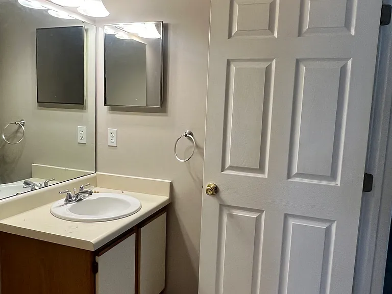 4108 Mission Trace Blvd — Photo 9