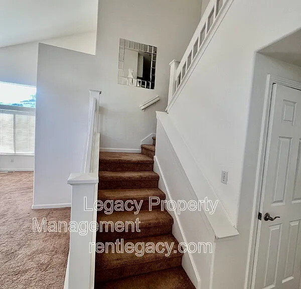 2750 Parkview Ter — Photo 19