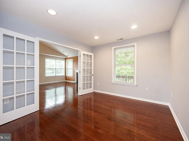 141 Stewarts Ct #307 — Photo 10