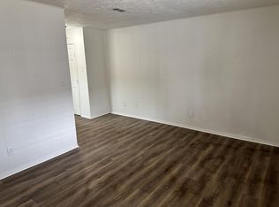 2002 Washington St #3, Commerce, TX 75428