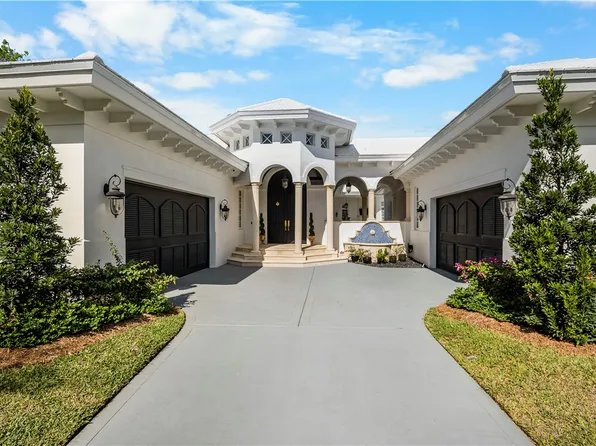 7 Beachside Dr, Orchid, FL 32963