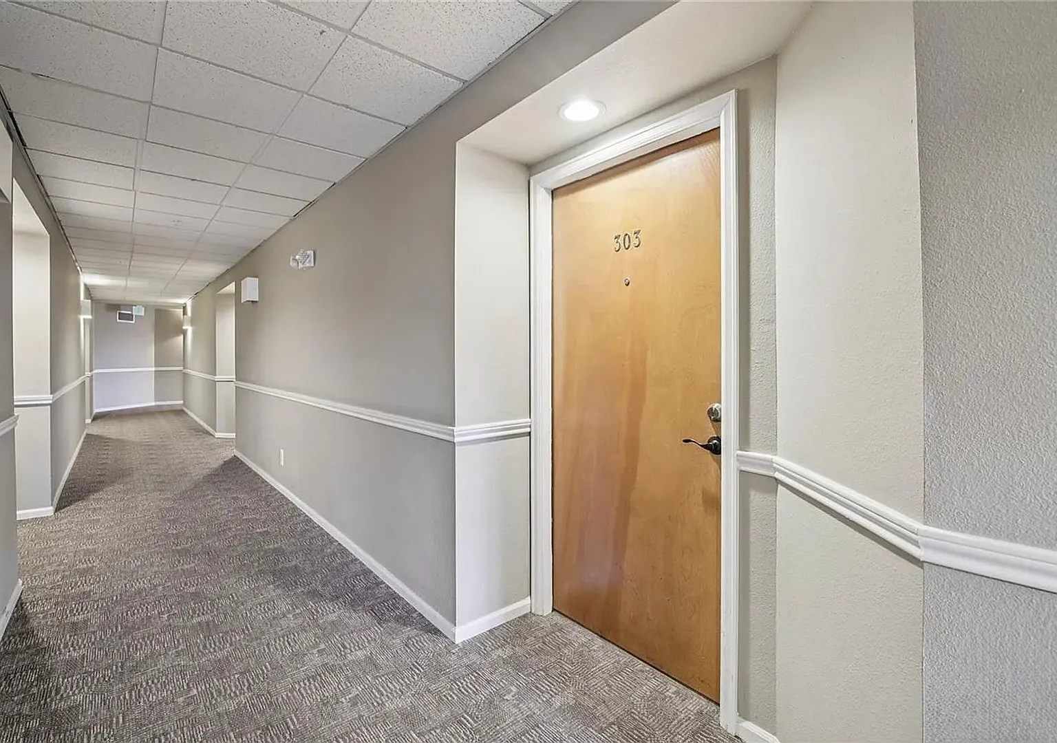 Top-Floor Boulder Condo on the Bike Path — Photo 2