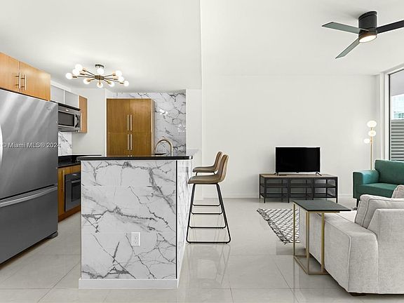 5th image of 300 Biscayne Blvd #3207