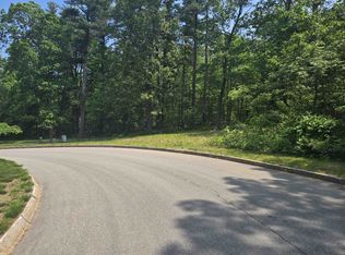 26 Ballard Rd, Derry, NH 03038