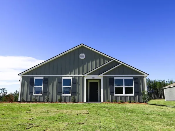 241 Saddlewood Trails Pkwy, Columbiana, AL 35051