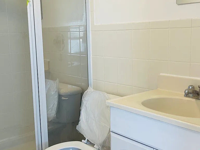 728 Thomas St #2 — Photo 6