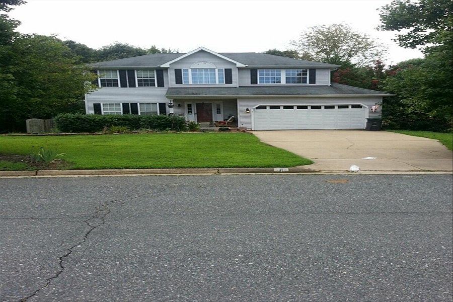 1st image of 6 Saint Lisas Ct