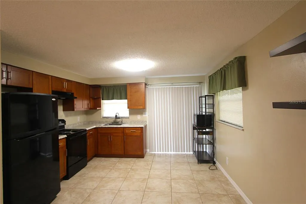 2 bed, 1.0 bath, 850 sqft, $1,400 — Photo 4