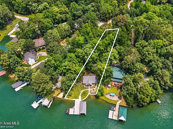 4th image of 144 Lee Lanier Rd