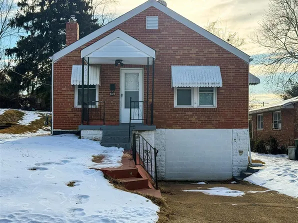 8328 Osborn Dr, Saint Louis, MO 63136