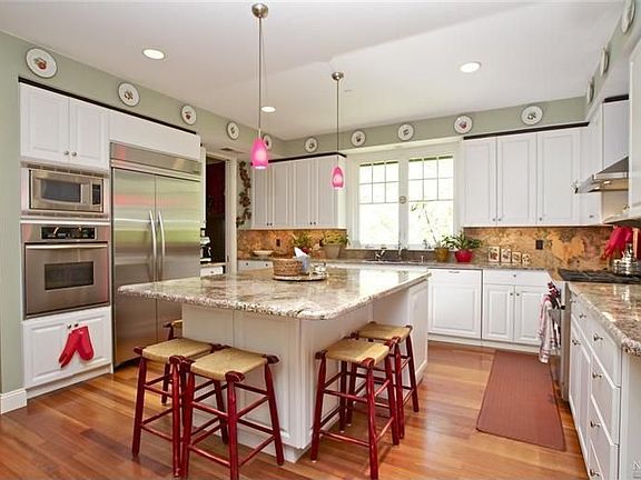 2nd image of 42 Miwok Dr
