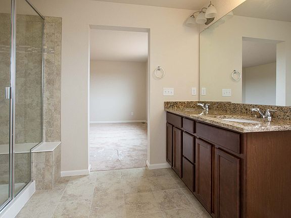 Owner s Private Bath