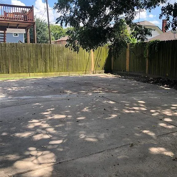 2504 Cleburne St — Photo 14