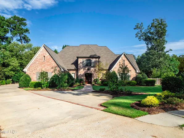 104 Cherry Laurel Ct, Ridgeland, MS 39157