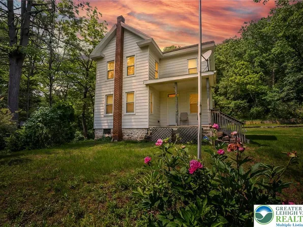 266 Laurel Rd, Lehighton, PA 18235