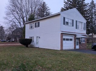 2 Friebel Rd, Albany, NY 12208