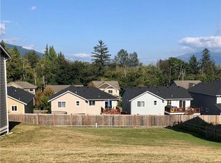 1475 W Gateway Heights Loop, Sedro Woolley, WA 98284