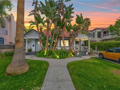 842 N Las Palmas Ave, Los Angeles, CA, 90038