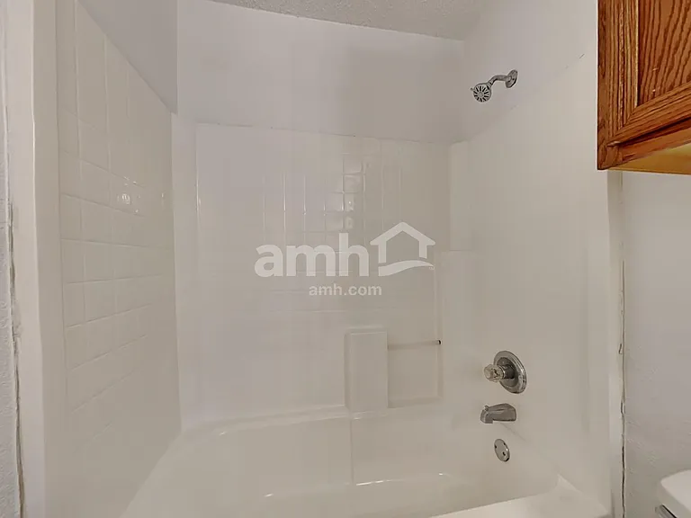 6404 Fern Meadow Dr — Photo 16