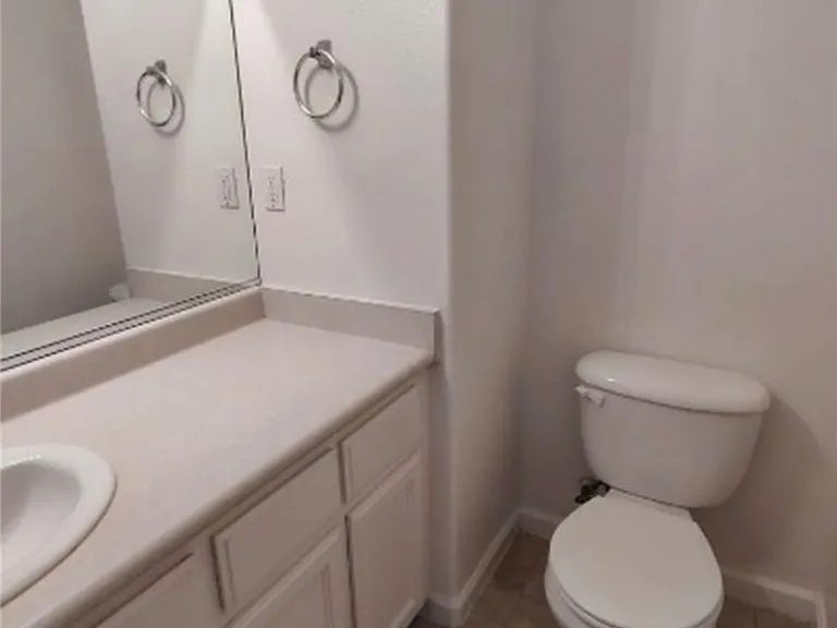 1854 Whitley Ave — Photo 6