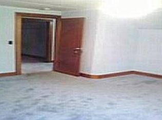 788 5th Ave, Aurora, IL 60505