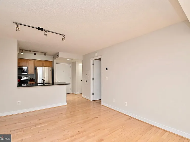 7500 Woodmont Ave #S712 — Photo 18