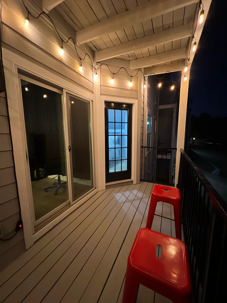 Building Photo - 12166 Metric Blvd #270
