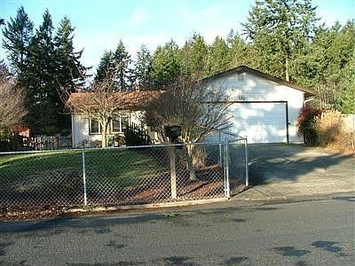 1st image of 617 186th St E