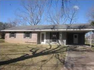 615 N Utica St, Terry, MS 39170