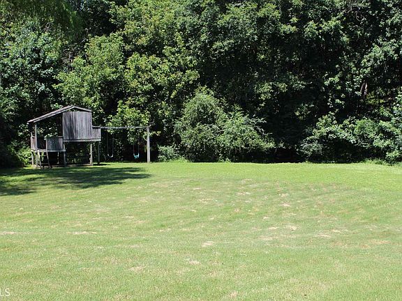2nd image of 49 Pebble Creek Dr