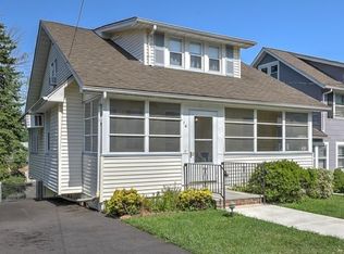 14 Floyd Rd, Verona, NJ 07044